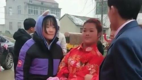 婚礼当天我换了新郎,婚礼变奏曲